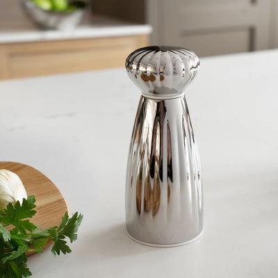 Salt & Pepper